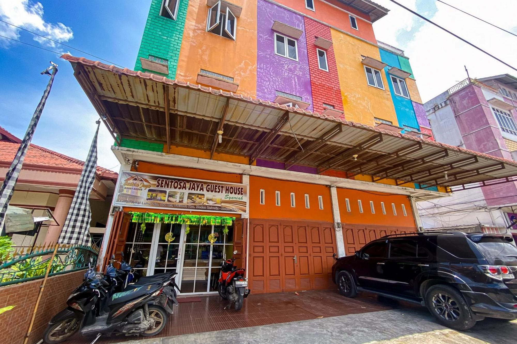 Отель Reddoorz At Sentosa Jaya Helvetia Медан Экстерьер фото